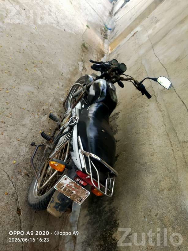 Bajaj Bike 2010 Model in Running Condition - Bikes - Bharuch City - Image 2