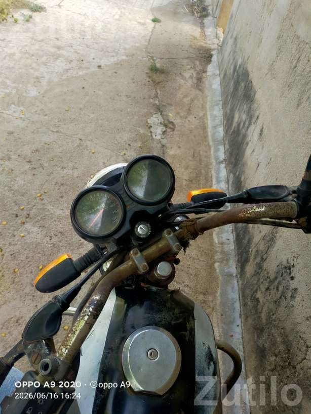 Bajaj Bike 2010 Model in Running Condition - Bikes - Bharuch City - Image 5