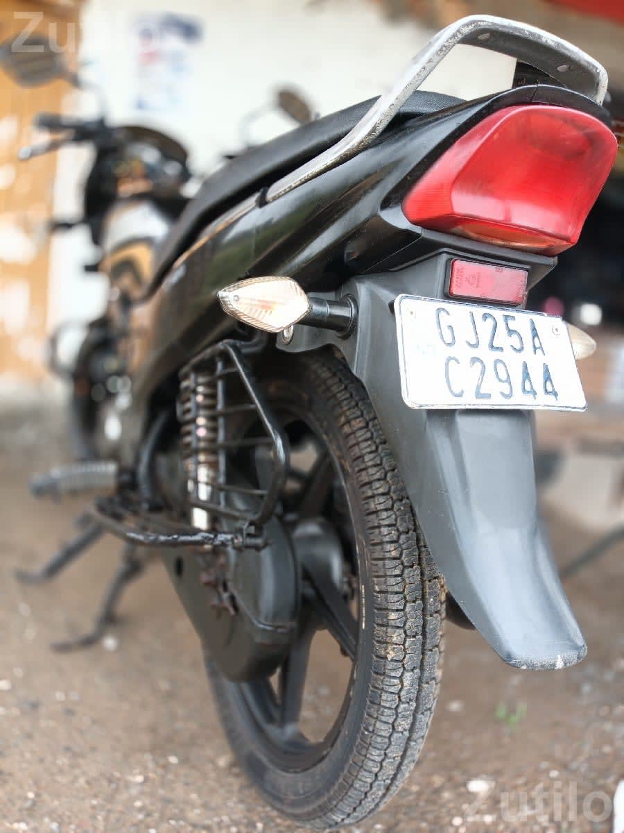 2021 Hero Super Splendor Motorcycle - Bikes - Porbandar City - Image 3