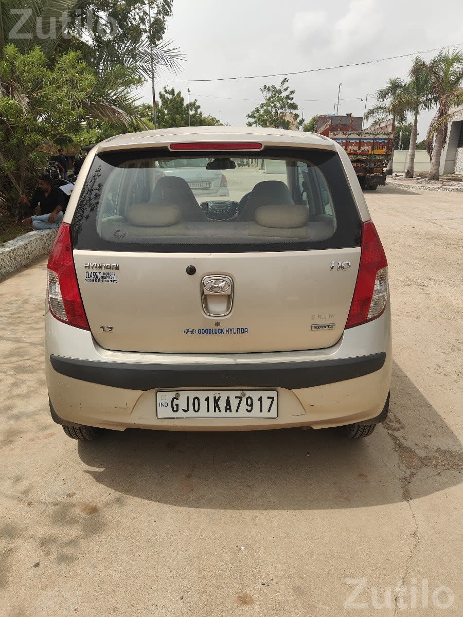Hyundai i10 Sportz 2009 Petrol Car - કાર - પોરબંદર - Image 1