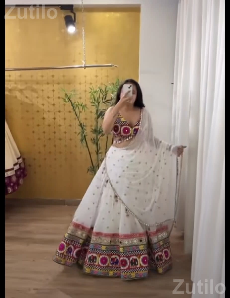 Aari Work Saree Design Fabric - Ethnic Wear - Bagasara - Image 3