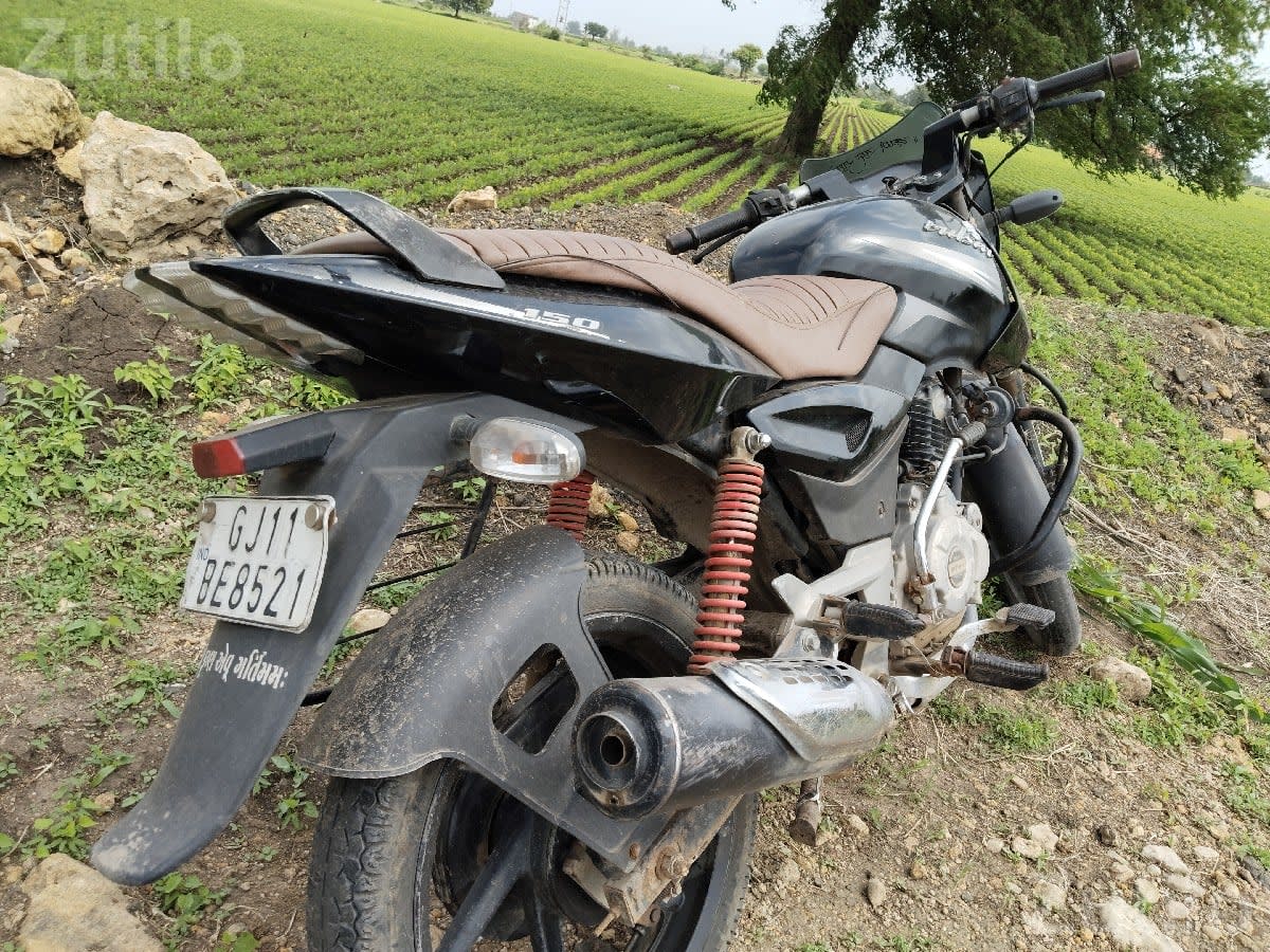 2016 Bajaj Pulsar 150 One Owner Bike - Bikes - Mangrol - Image 1