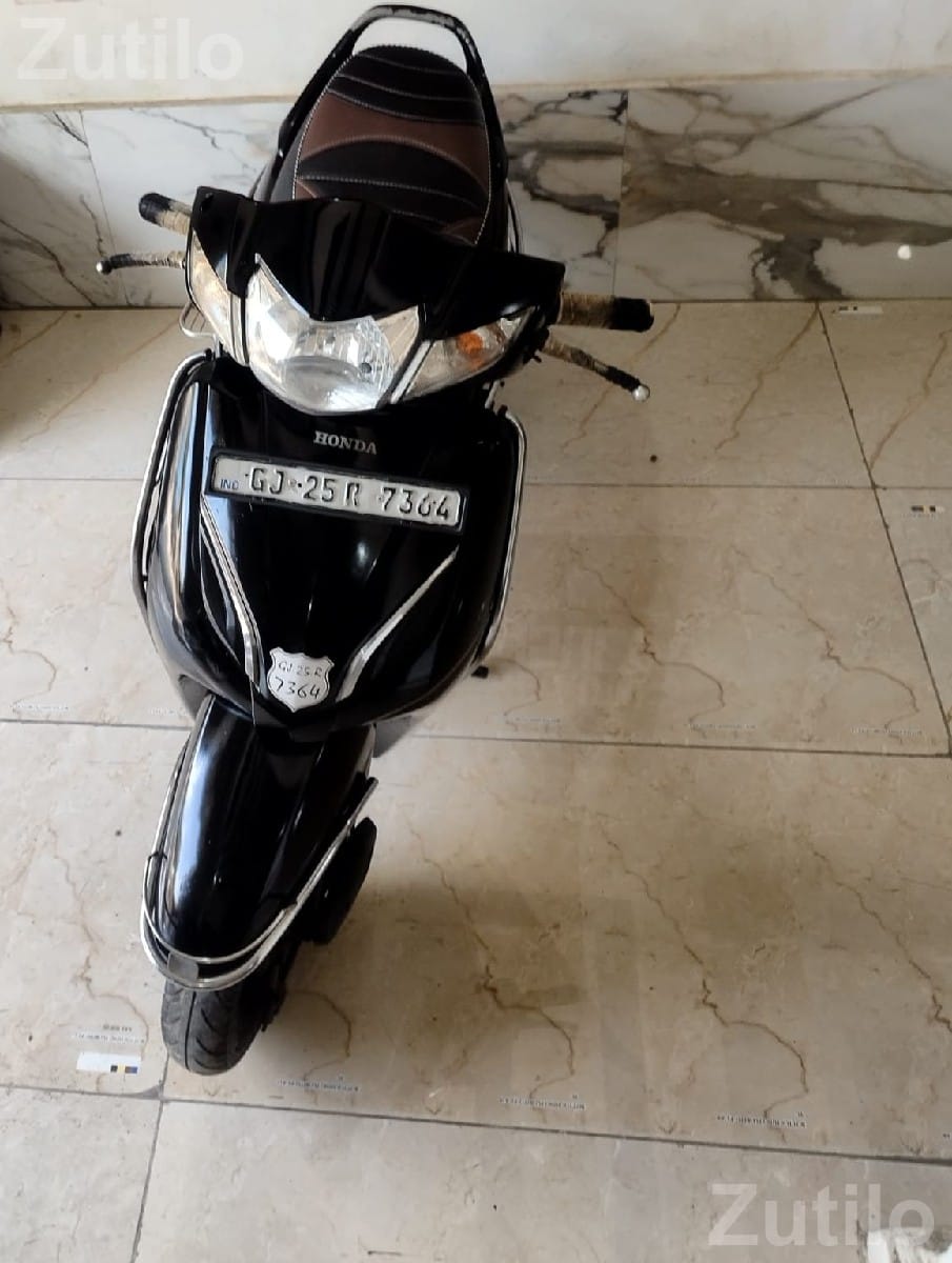 Honda Activa 2017 Black Scooter - Bikes - Porbandar City - Image 1