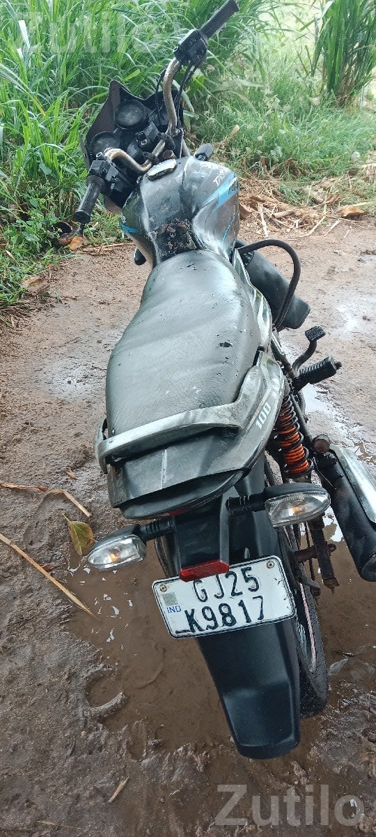 Bajaj Discover 100 Used Motorcycle - Bikes - Porbandar City - Image 2