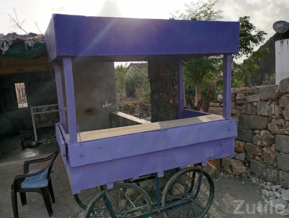 Large Snack Vending Cart with Wheels - Other Industrial Items - Porbandar City - Image 1