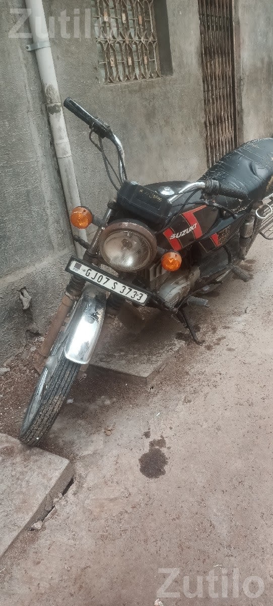 Suzuki Max 100 Running Bike with 60+ Mileage - Bikes - Junagadh City - Image 1
