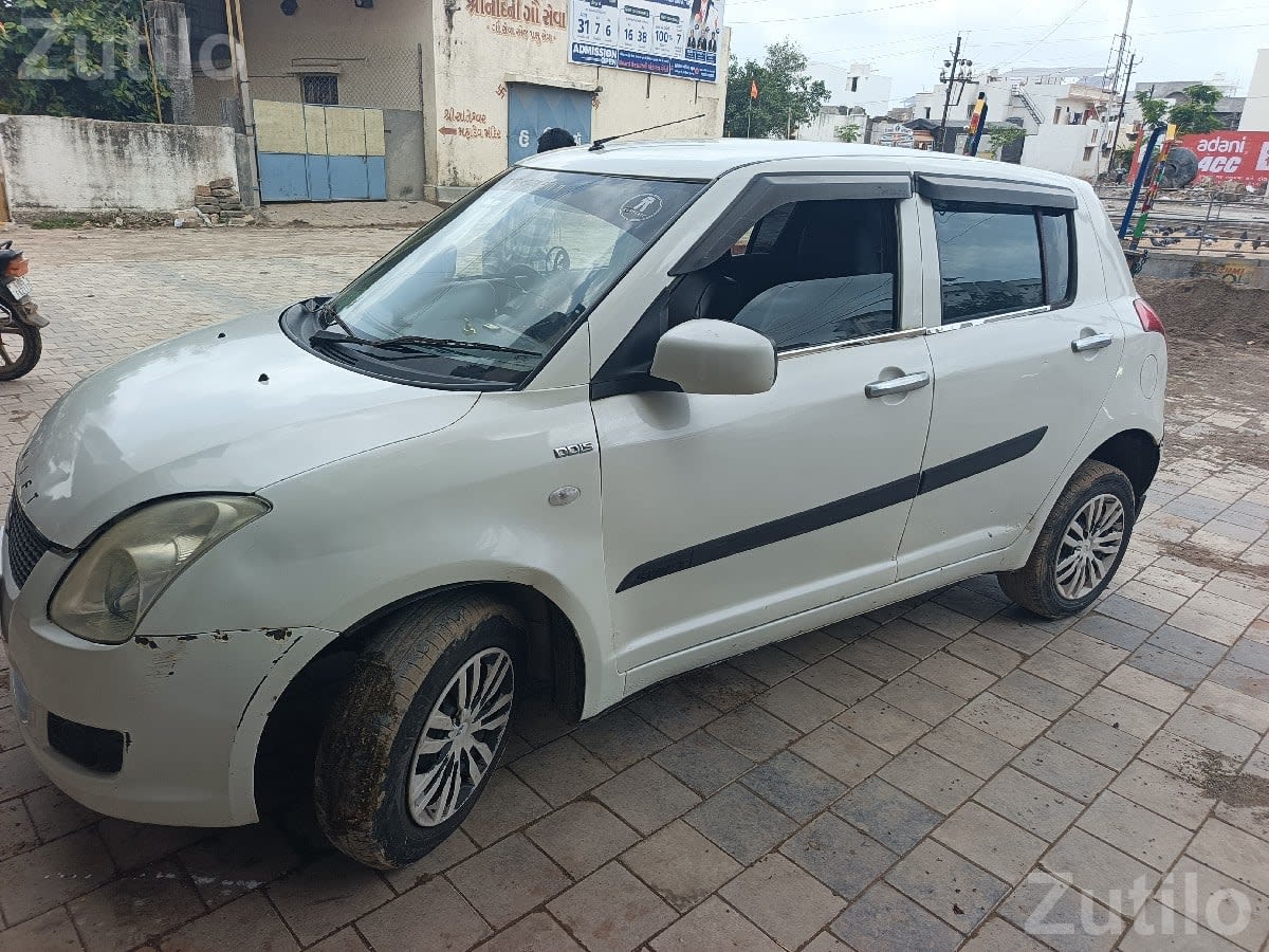 Maruti Suzuki Swift 2011 Diesel Hatchback - કાર - પોરબંદર - Image 1