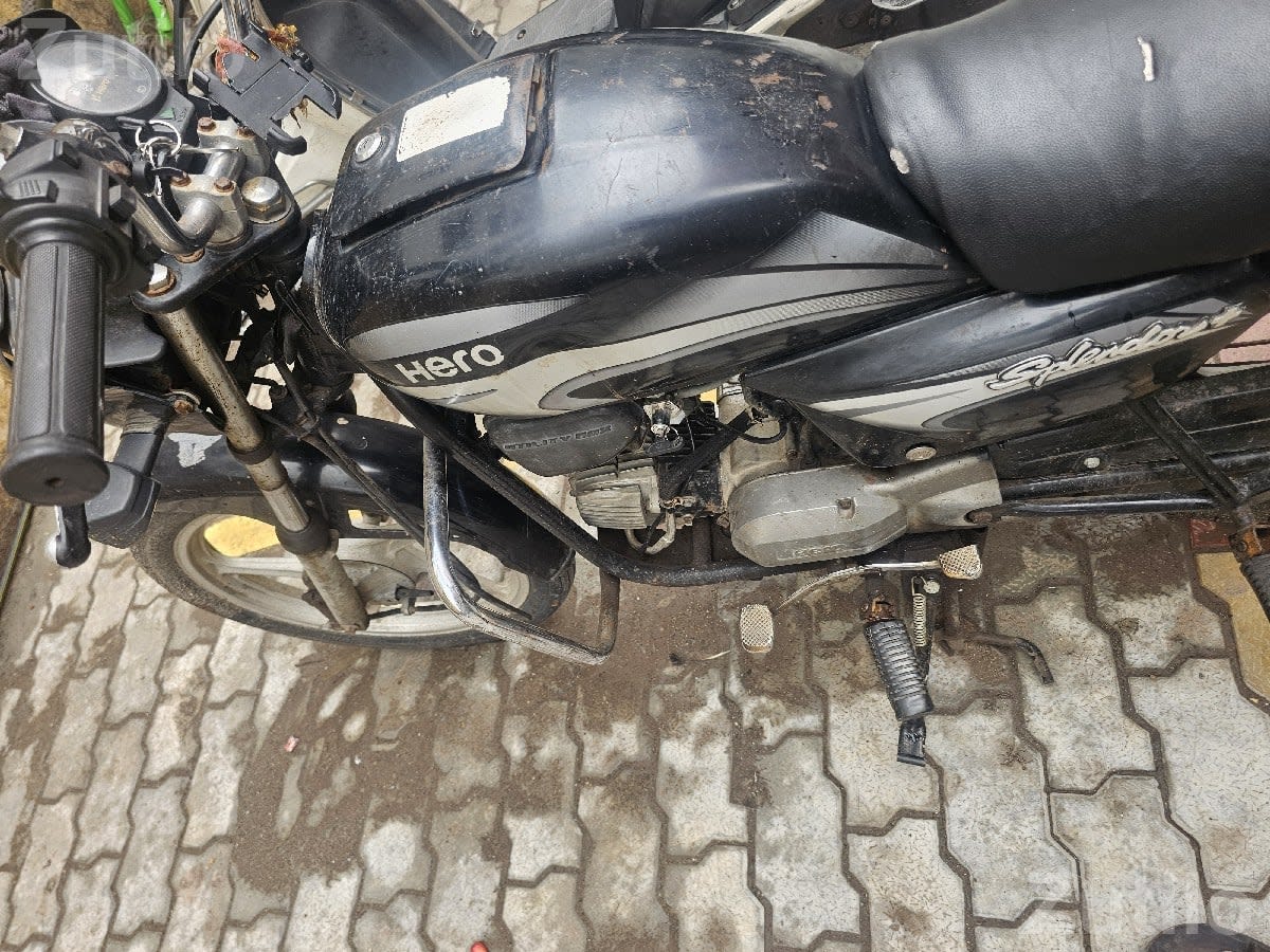Hero Honda Splendor 2012 Motorcycle - Bikes - Surat City - Image 2