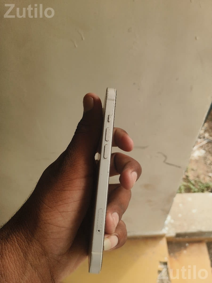Apple iPhone 13 White, 83% Battery Health - મોબાઇલ ફોન - વંથલી - Image 2