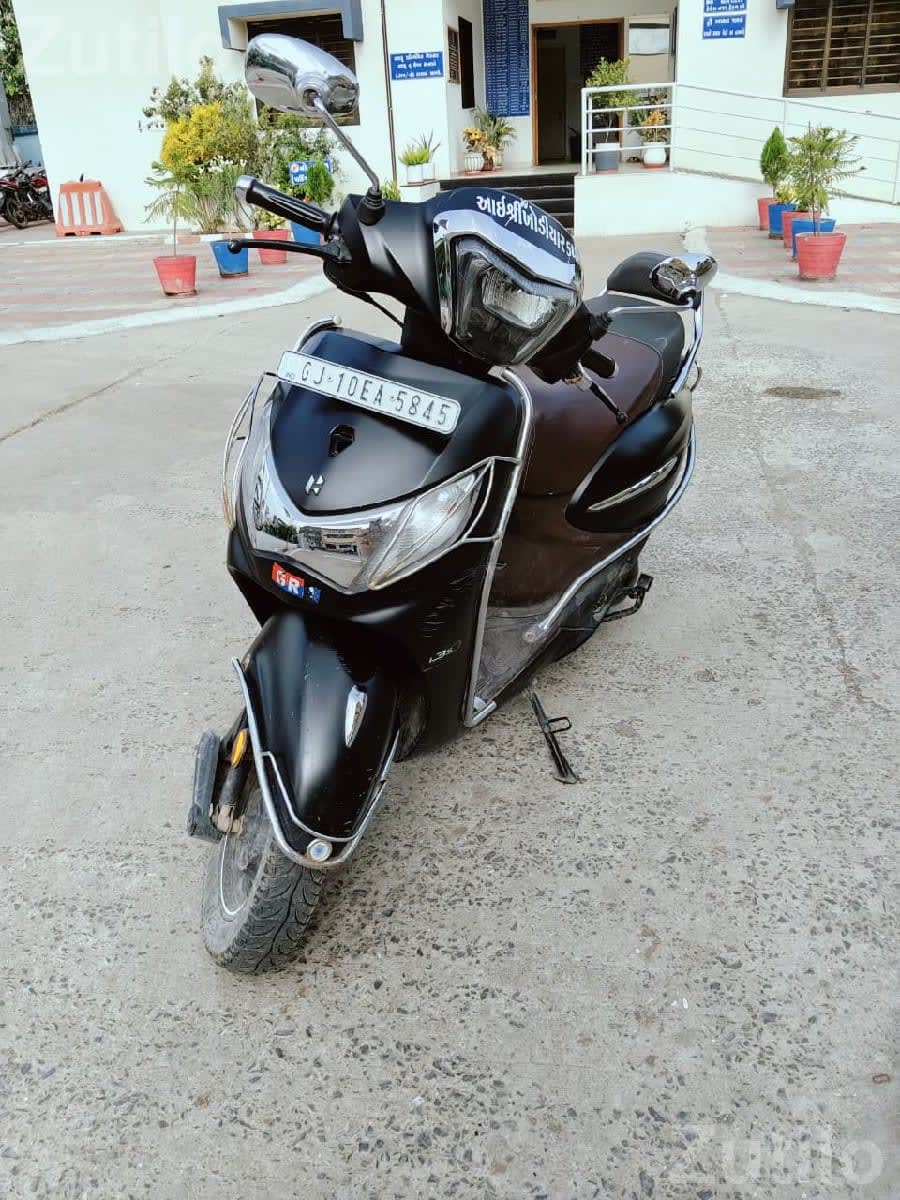 2023 Black Hero Maestro Scooter - Bikes - Lalpur - Image 3