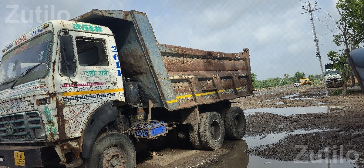 Tipper Truck in Good Running Condition - ટ્રક અને લોરી - રાજકોટ શહેર - Image 3
