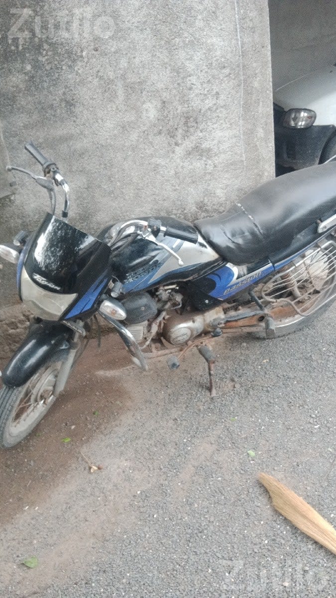 Hero Honda Passion Plus 2005 Bike - બાઇક્સ - ખંભાળિયા - Image 2