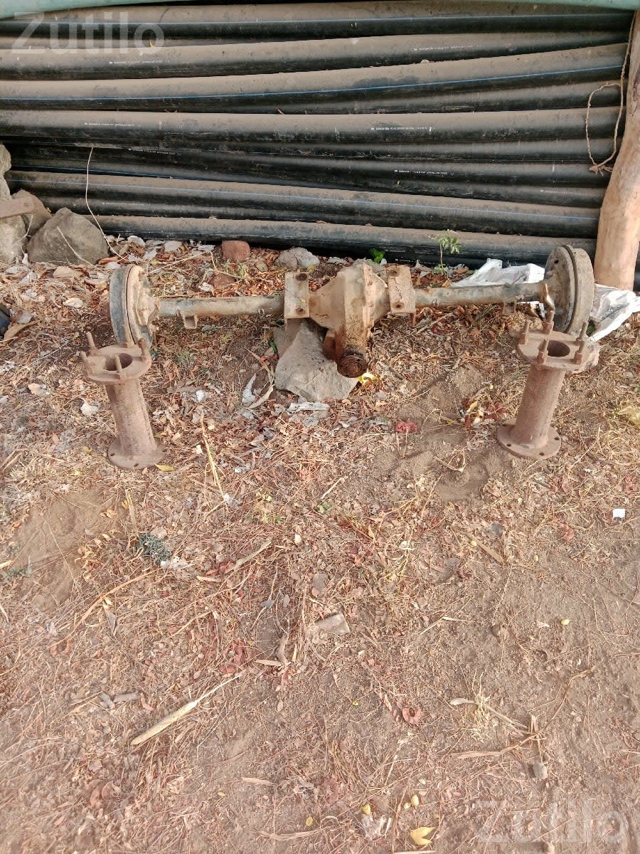 Used Vehicle Differential Axle Assembly - Auto Parts - Khambhalia - Image 3