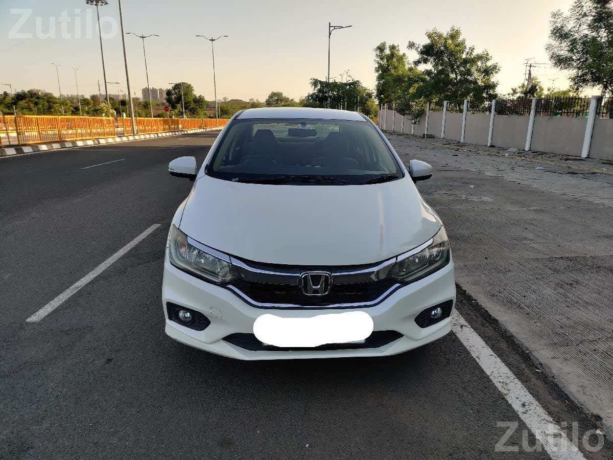 2017 Honda City Diesel Sedan - કાર - રાજકોટ શહેર - Image 1