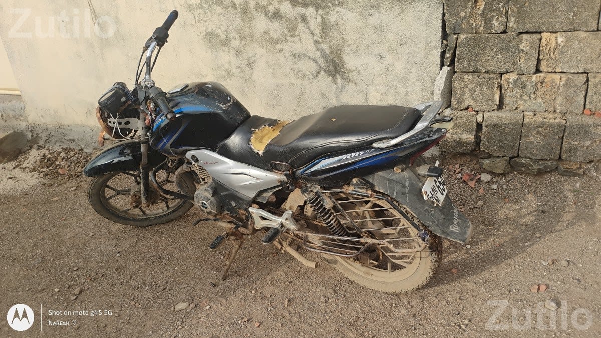 Bajaj Discover Two Wheeler Bike - બાઇક્સ - કલ્યાણપુર - Image 1