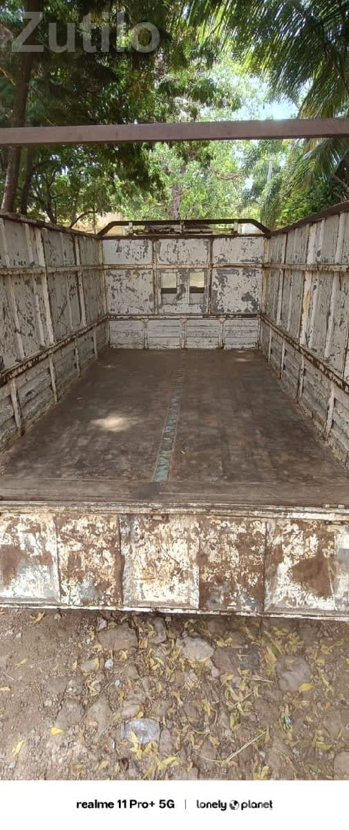 2016 Ashok Leyland Goods Carrier Truck - ટ્રક અને લોરી - માંગ્રોળ - Image 3