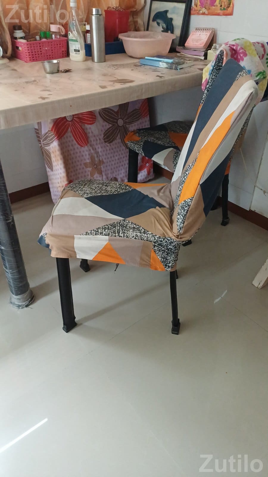 Dining table chairs - ડાઇનિંગ ટેબલ - અમદાવાદ શહેર - Image 4