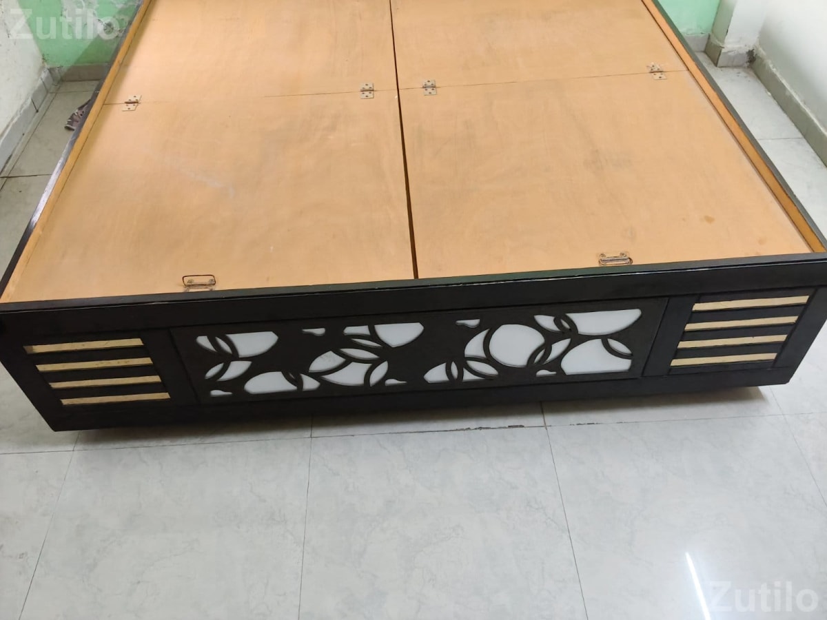 Wooden Double Bed - Beds & Mattresses - Ahmedabad City - Image 3
