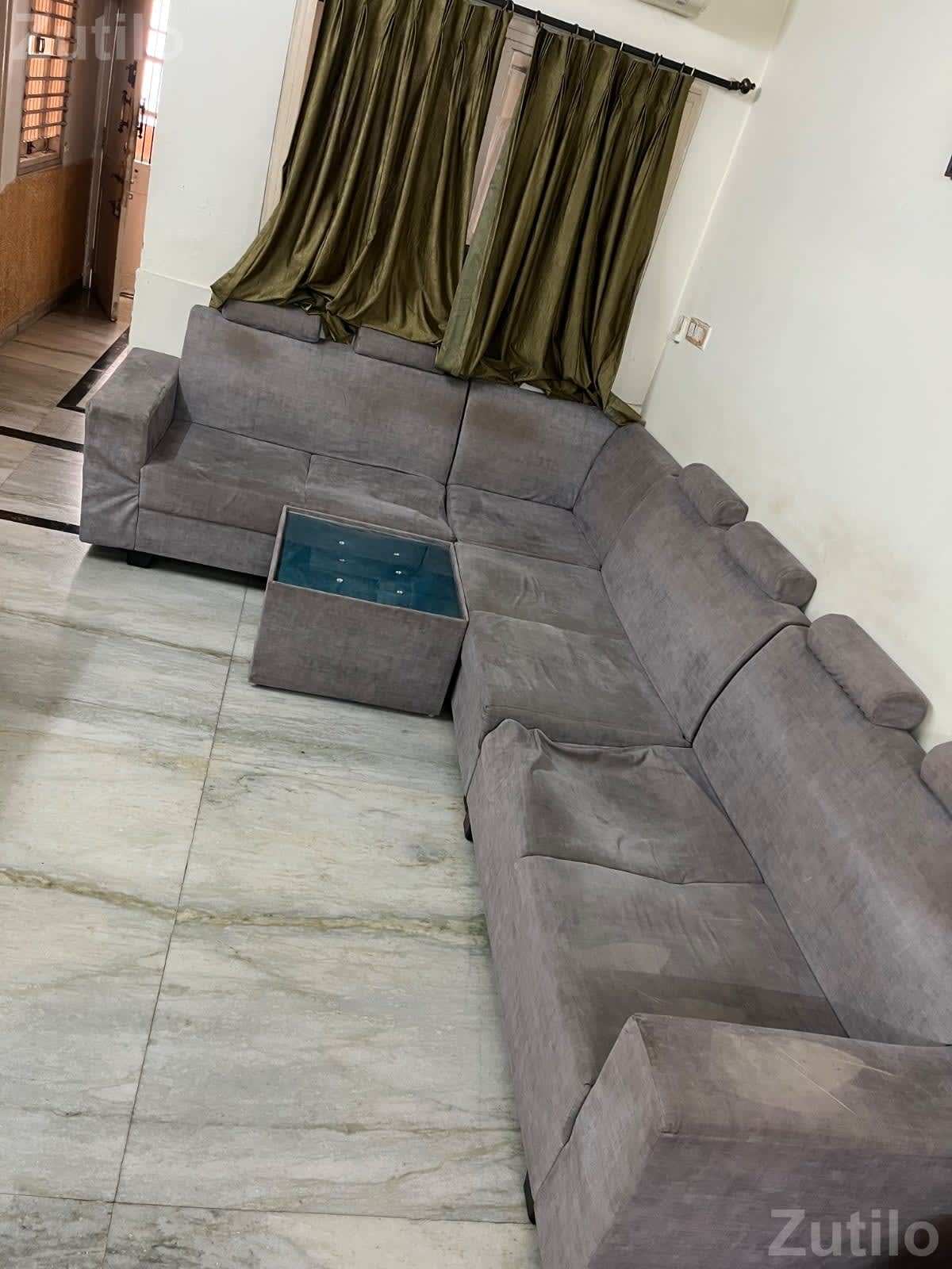 Sofa with centre table - સોફા સેટ - અમદાવાદ શહેર - Image 2