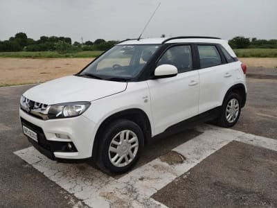 2020 Brezza White, Single Owner SUV 2020 Brezza White, Single Owner SUV