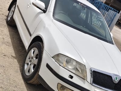Skoda Octavia White Sedan Car Skoda Octavia White Sedan Car