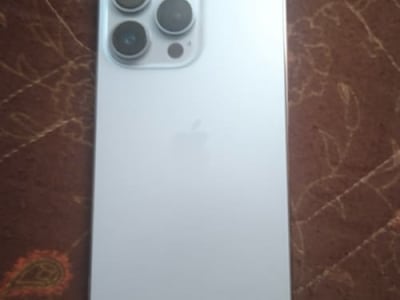 iPhone 13 Pro Silver – Premium Condition iPhone 13 Pro Silver – Premium Condition