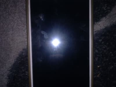 Used White Bezel Android Smartphone Used White Bezel Android Smartphone