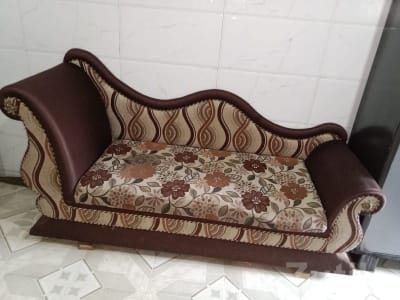 Stylish Brown Floral Sofa Couch Stylish Brown Floral Sofa Couch