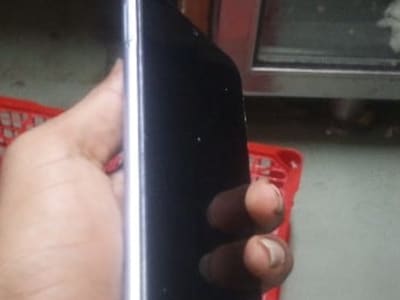 Vivo Y20 Smartphone – Sleek Black Finish Vivo Y20 Smartphone – Sleek Black Finish