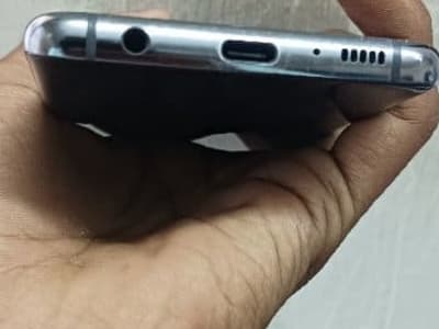 Samsung S10 128GB Android Smartphone Samsung S10 128GB Android Smartphone