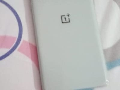 OnePlus Nord 2T 5G 8GB 128GB Phone OnePlus Nord 2T 5G 8GB 128GB Phone