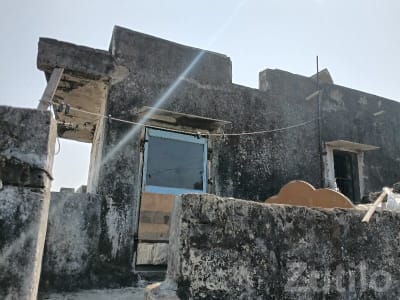 Old House for Sale in Keshod Old House for Sale in Keshod