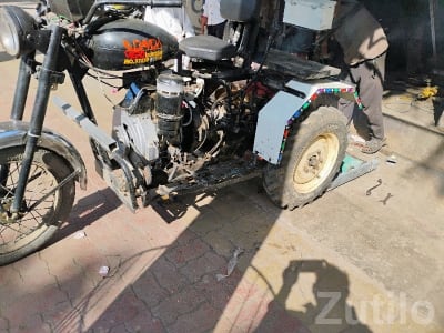 Used 3-Year-Old Utility Loader Vehicle Used 3-Year-Old Utility Loader Vehicle