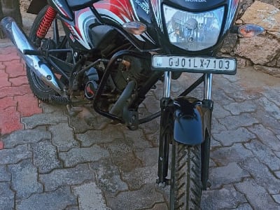 Honda Dream Yuga 2016 Bike for Sale Honda Dream Yuga 2016 Bike for Sale