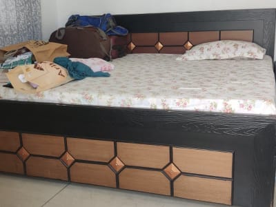 6*6 WOODEN Ply BED 6*6 WOODEN Ply BED
