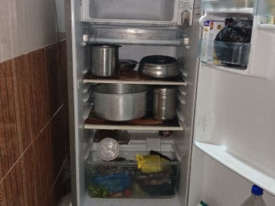 LG Single Door Refrigerator 5 Years Used LG Single Door Refrigerator 5 Years Used
