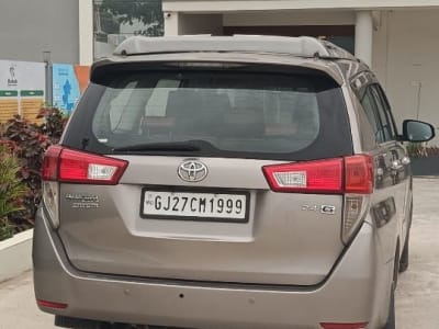 Toyota Innova Crysta 2019 2.4G Toyota Innova Crysta 2019 2.4G
