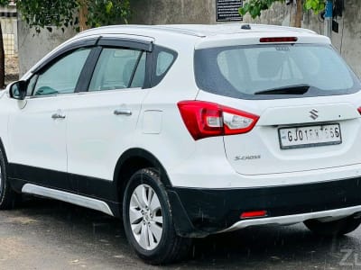 Maruti Suzuki S-Cross 1.6 Alpha Maruti Suzuki S-Cross 1.6 Alpha