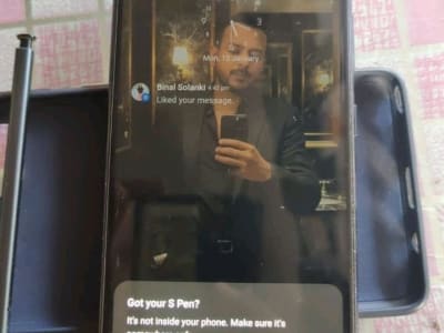 Samsung Galaxy Note 10 Lite with S Pen Samsung Galaxy Note 10 Lite with S Pen