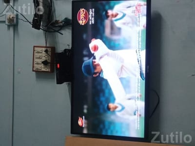 Teknas 43 Inch LED TV Teknas 43 Inch LED TV