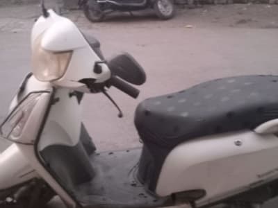 Honda Aviator 2013 White Scooter Honda Aviator 2013 White Scooter