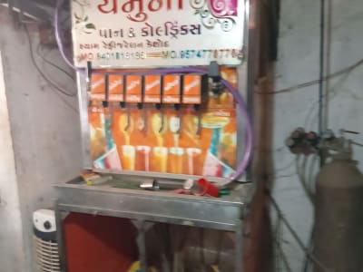 8 Tap Soft Drink Fridge Machine 8 Tap Soft Drink Fridge Machine