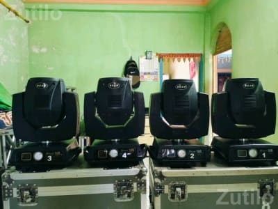 Stage Truss Light Set with 4 Beam Moving Heads Stage Truss Light Set with 4 Beam Moving Heads
