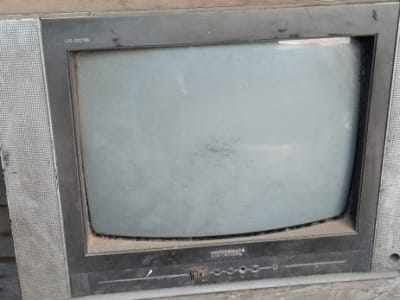 Universal CRT Television Universal CRT Television