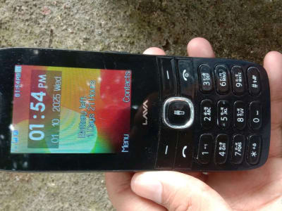 Lava LF7002 Keypad Mobile Phone Lava LF7002 Keypad Mobile Phone