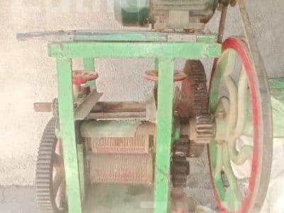 Sugarcane Juice Extraction Machine Sugarcane Juice Extraction Machine