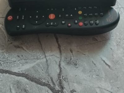 Dish TV Set Top Box with Remote Dish TV Set Top Box with Remote