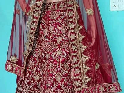 Bridal Lehenga Choli with Dupatta in Maroon Bridal Lehenga Choli with Dupatta in Maroon