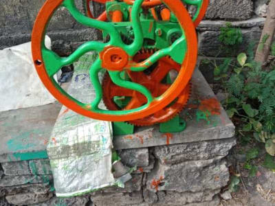 Manual Sugarcane Juice Machine Manual Sugarcane Juice Machine