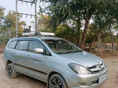 Toyota Innova 2005 Diesel 2nd Owner Toyota Innova 2005 Diesel 2nd Owner